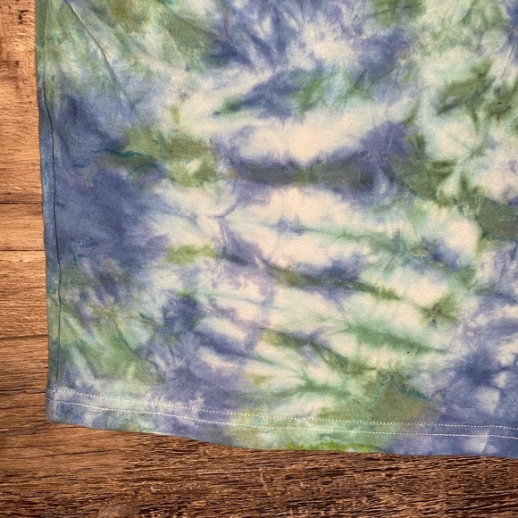 Two Toned Tie Dye Tee - Picture 5 of 8